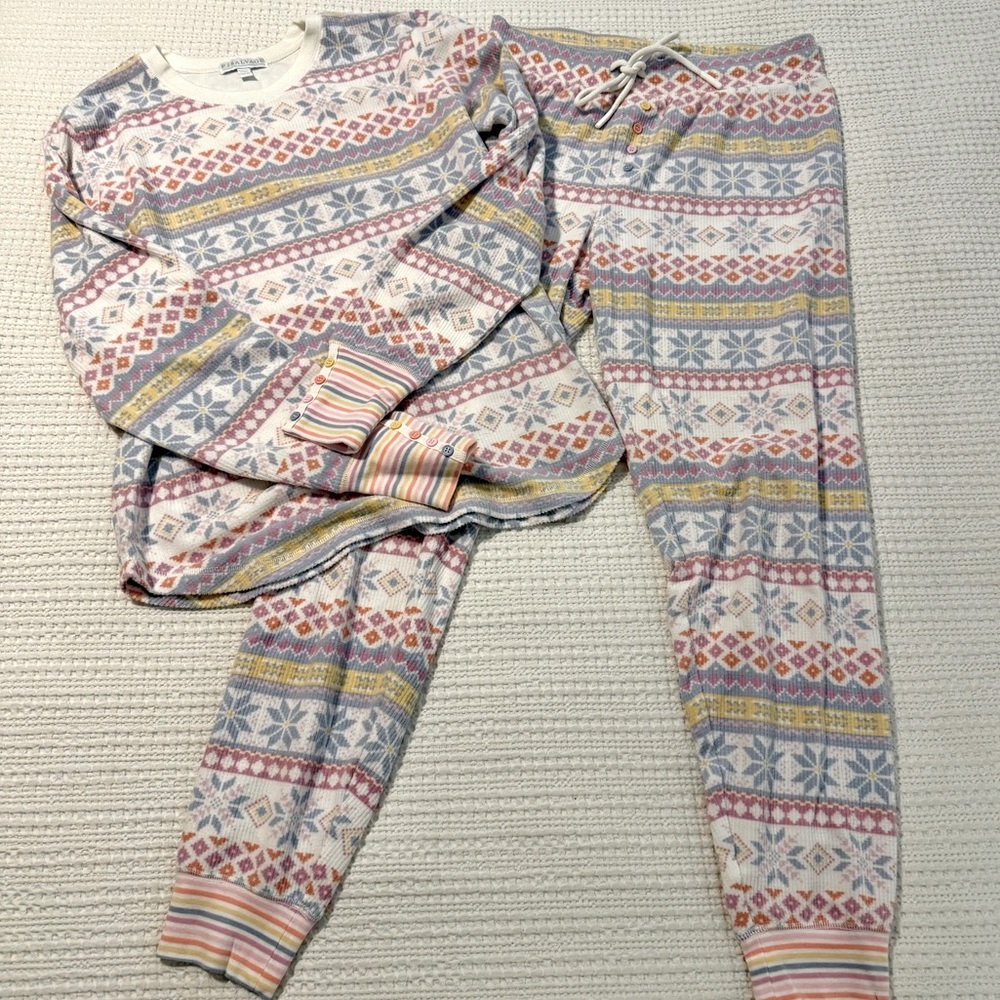 PJ Salvage Snowflake Pajama Set Size S.